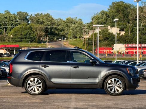 Used 2020 Kia Telluride EX w/ EX Premium Package AWD/4WD image 6