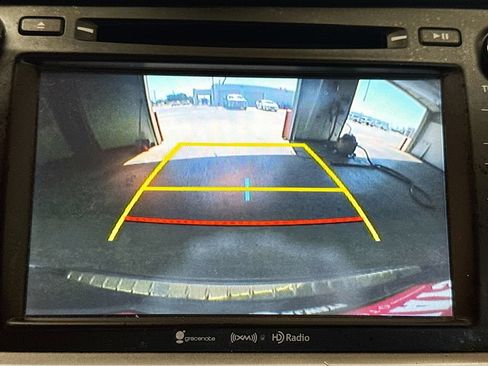 Used 2018 Toyota Highlander Limited FWD image 13