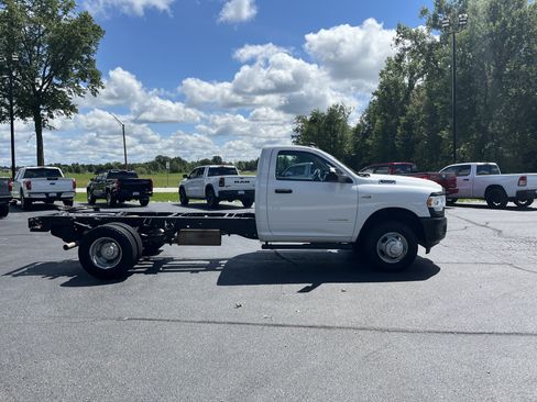 Used 2020 RAM 3500 Tradesman RWD image 6