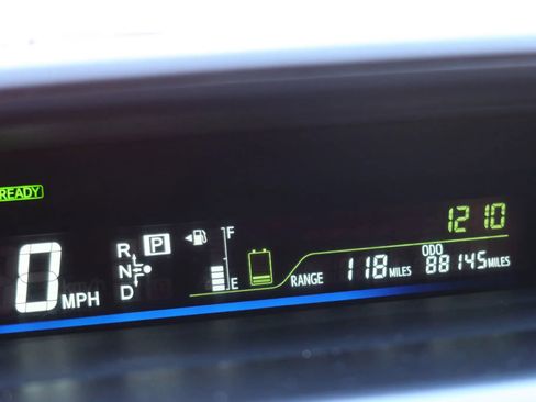 Used 2012 Toyota Prius V Two image 23