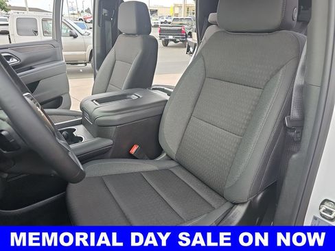 Used 2024 Chevrolet Tahoe LS RWD image 15