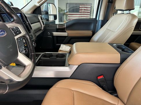 Used 2022 Ford F250 Lariat w/ Chrome Package AWD/4WD image 21