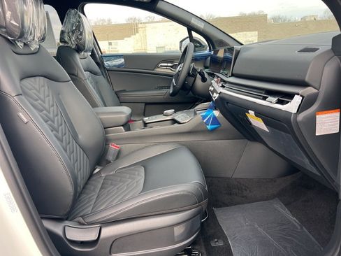 New 2026 Kia Sportage X-Line image 16