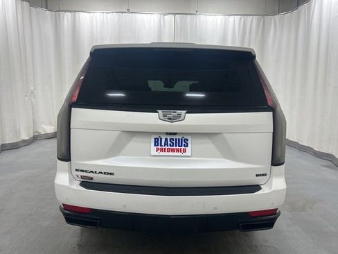 Used 2021 Cadillac Escalade Sport Platinum w/ Heavy-Duty Trailer Package image 5