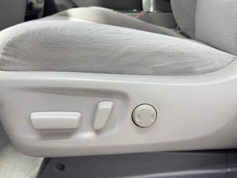 Used 2020 Toyota Sienna LE FWD image 24