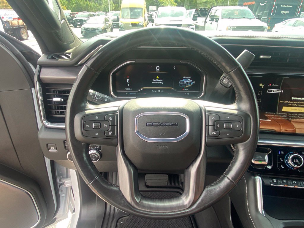 Used 2024 GMC Sierra 2500 Denali Ultimate AWD/4WD image 14