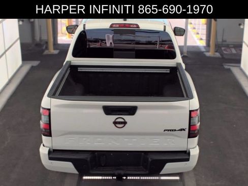 Used 2024 Nissan Frontier PRO-4X w/ Pro Premium Package AWD/4WD image 11