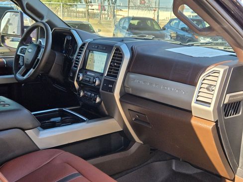 Used 2018 Ford F250 King Ranch w/ King Ranch Ultimate Package image 29