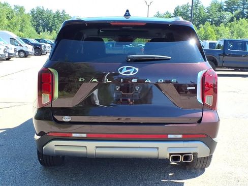 Used 2024 Hyundai Palisade Limited AWD/4WD image 5