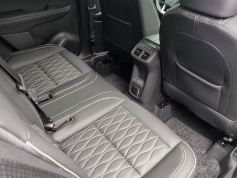 Used 2022 Buick Envision Avenir w/ Safety Package image 35