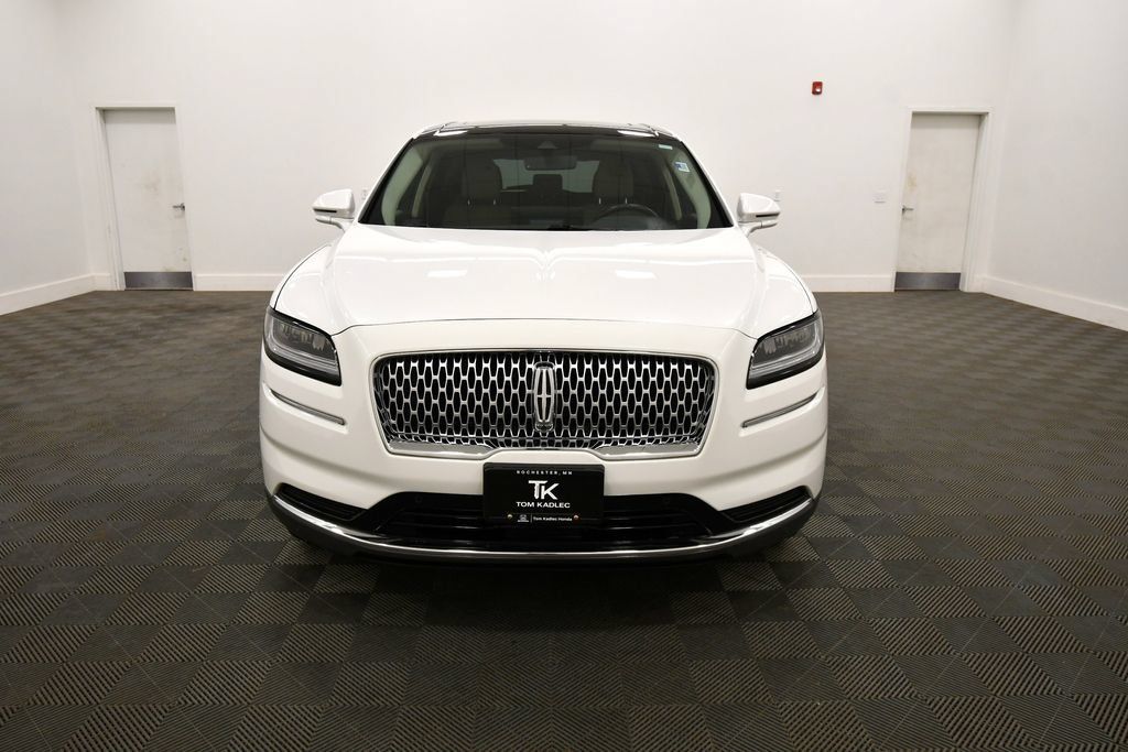 Used 2022 Lincoln Nautilus Reserve w/ Equipment Group 201A AWD/4WD image 11