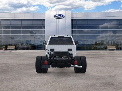New 2026 Ford F550 4x4 Regular Cab Super Duty w/ XL Chrome Package image 5