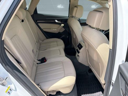 Used 2019 Audi Q5 2.0T Premium AWD/4WD image 29