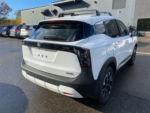 New 2026 Nissan Kicks SV w/ SV Premium Package image 14