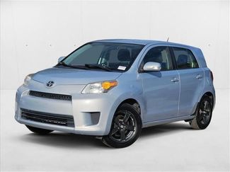 Used 2013 Scion xD image 1