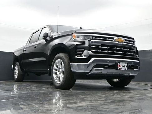 Used 2024 Chevrolet Silverado 1500 LTZ AWD/4WD image 38