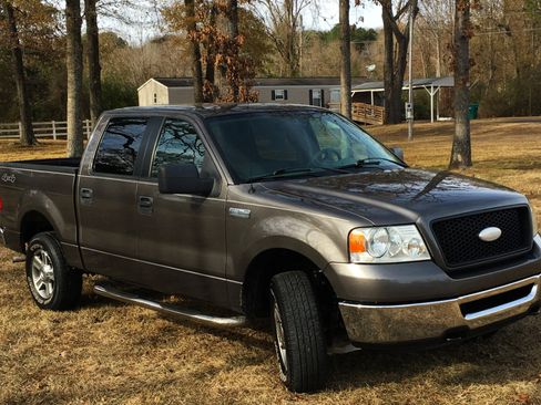 Used 2006 Ford F150 XLT image 7