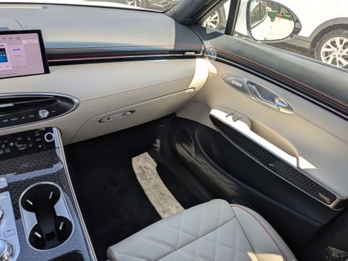 New 2026 Genesis GV70 3.5T Sport Prestige AWD/4WD image 12