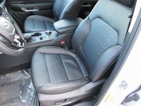 Used 2024 Ford Ranger Lariat image 19