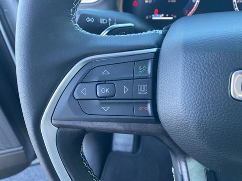 New 2025 Jeep Grand Cherokee Limited image 16