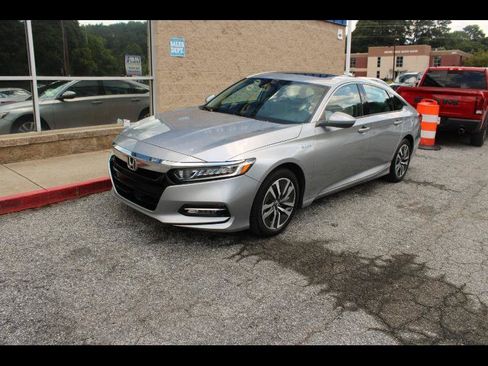Used 2018 Honda Accord EX image 1