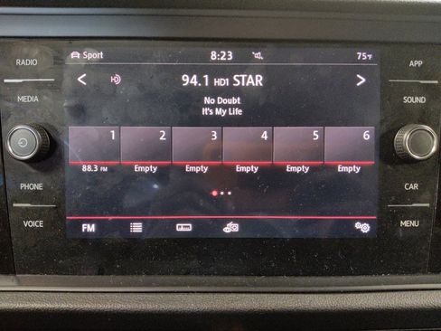 Used 2019 Volkswagen Jetta SEL FWD image 25