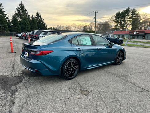 Used 2025 Toyota Camry XSE image 6