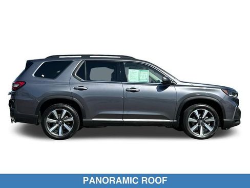 Certified 2024 Honda Pilot Touring image 5