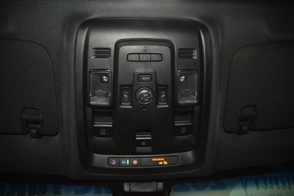 Used 2022 GMC Yukon SLT w/ SLT Luxury Package AWD/4WD image 53