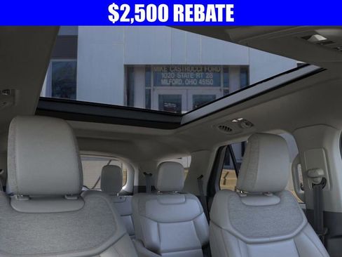 New 2026 Ford Explorer Active w/ Active Comfort Package image 22