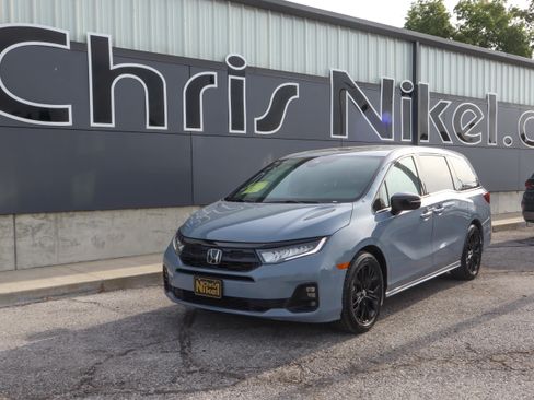 Used 2025 Honda Odyssey Sport-L image 1