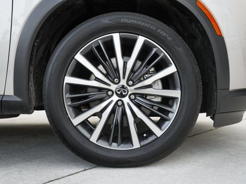 Used 2025 INFINITI QX60 Sensory w/ Vision Package AWD/4WD image 27