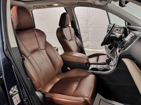 Used 2019 Subaru Ascent Touring w/ Popular Package #2 AWD/4WD image 11