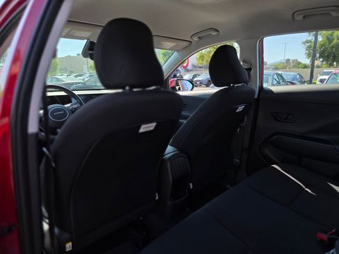New 2026 Hyundai Kona SE AWD/4WD image 17