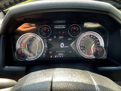 Used 2019 RAM 1500 Express w/ Wheel & Sound Group AWD/4WD image 15