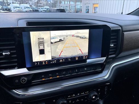 Certified 2024 Chevrolet Silverado 1500 High Country w/ High Country Premium Package image 19