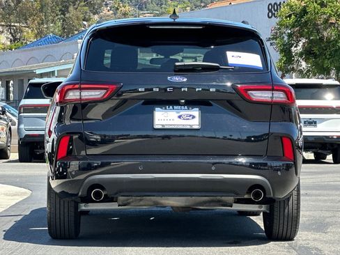 Certified 2024 Ford Escape ST-Line w/ Tech Pack #1 FWD image 4