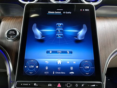 Used 2026 Mercedes-Benz GLC 300 4MATIC image 22