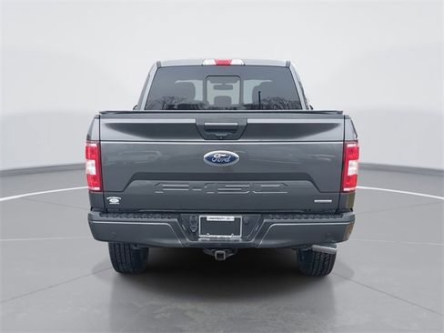 Certified 2018 Ford F150 XLT w/ Equipment Group 302A Luxury image 4