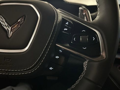 Used 2025 Chevrolet Corvette Stingray image 20