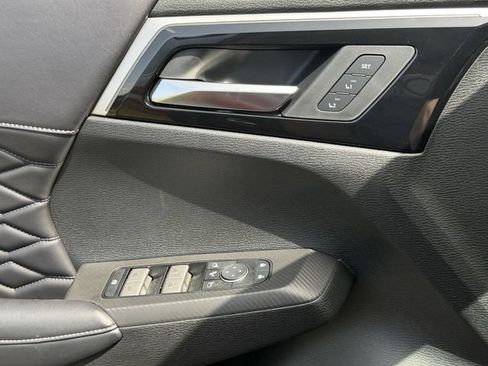 Used 2025 Mitsubishi Outlander SEL FWD image 23