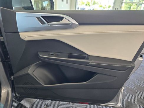 New 2026 Volkswagen Taos SE AWD/4WD image 41