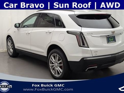 Certified 2023 Cadillac XT5 Sportv w/ LPO, Floor Liner Package AWD/4WD image 8