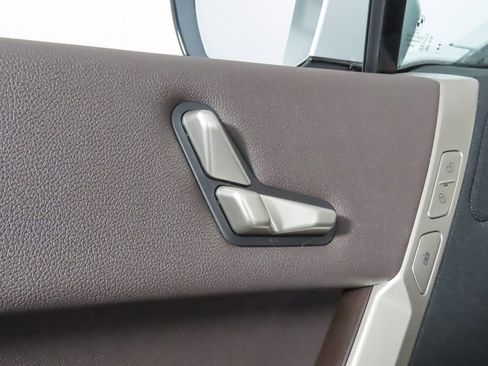 Used 2026 BMW iX xDrive45 image 11