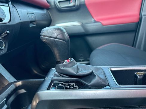 Used 2023 Toyota Tacoma SR5 RWD image 26