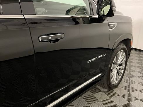 Used 2024 GMC Yukon Denali w/ Denali Reserve Package AWD/4WD image 7