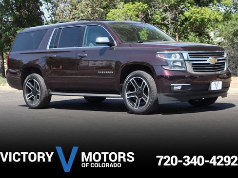 Used 2020 Chevrolet Suburban Premier AWD/4WD image 1