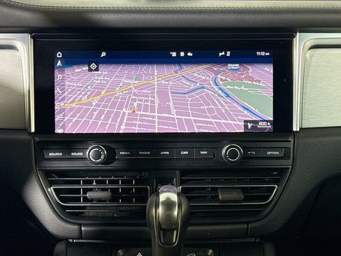 Certified 2020 Porsche Macan Turbo AWD/4WD image 15