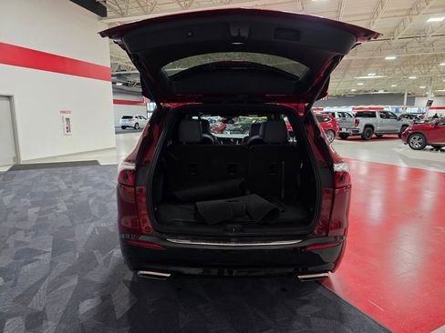 Certified 2023 Buick Enclave Essence image 6