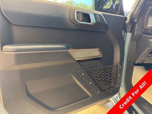 Used 2022 Ford Bronco Outer Banks image 12